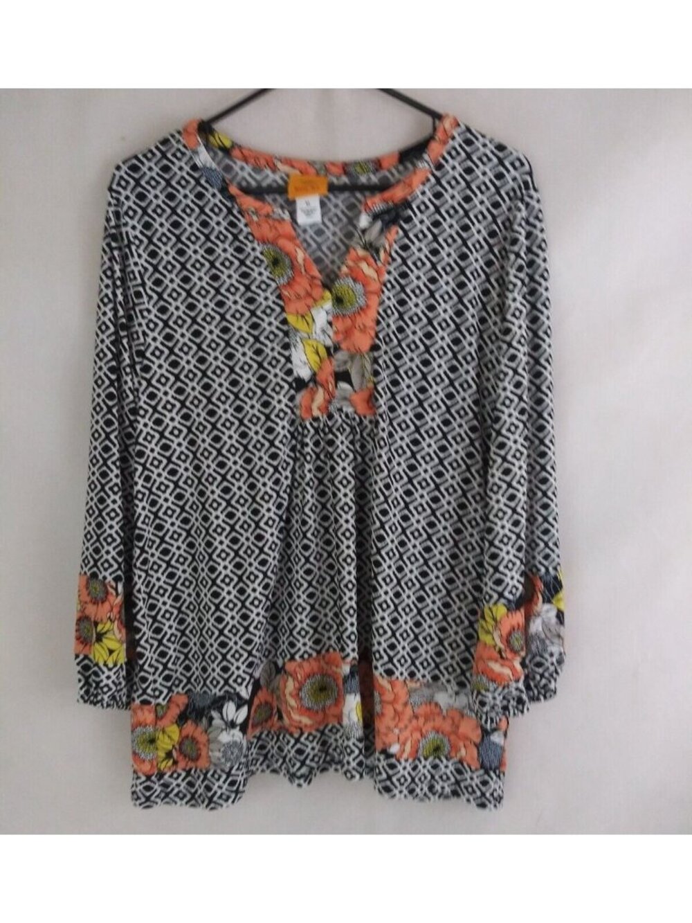 Ruby Rd. Women's Boho Blouse With Abstract Floral Design Size Medium